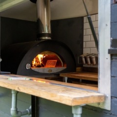 Pourquoi est-il préférable de faire cuire ses pizzas dans un four à pizza ? Pourquoi est-il préférable de faire cuire ses pizzas dans un four à pizza ?